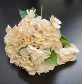 Buchet cu Hortensii Crem – Flori Artificiale Elegante din Material Textil